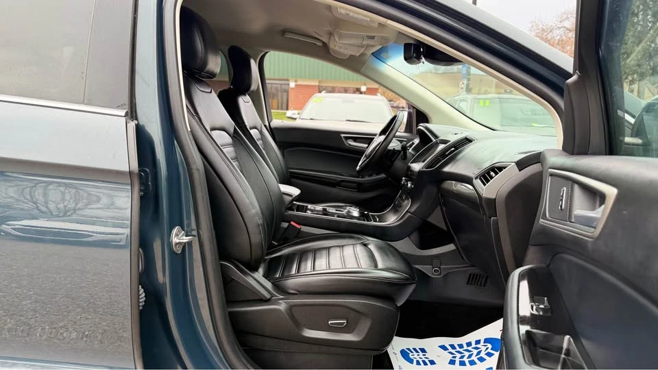 2019 Ford Edge - Image 11 of 12