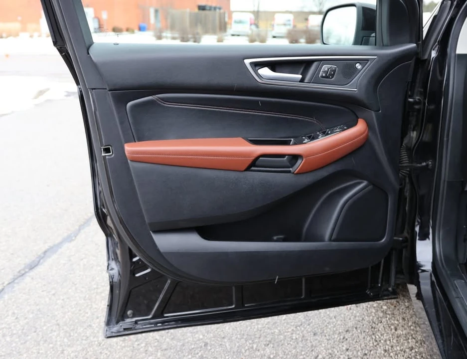 2019 Ford Edge - Image 10 of 20