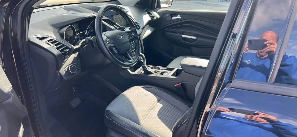2019 Ford Escape - Image 13 of 17