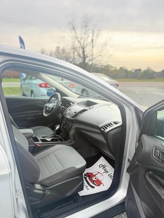 2019 Ford Escape - Image 8 of 18