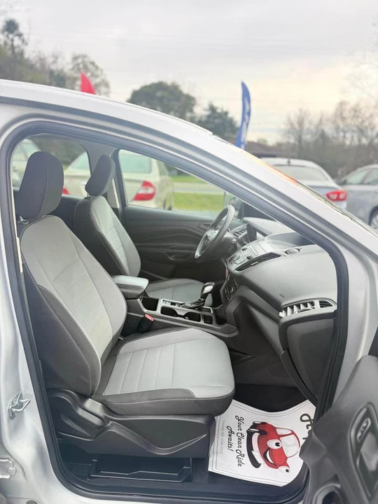 2019 Ford Escape - Image 11 of 18