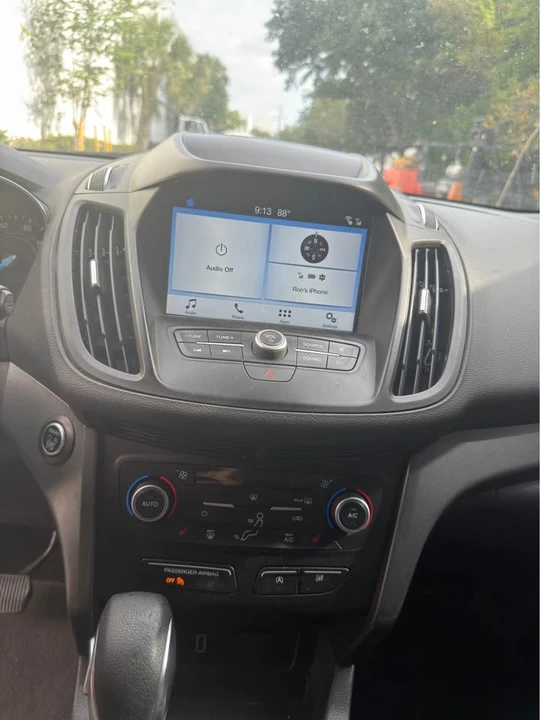 2019 Ford Escape - Image 18 of 20