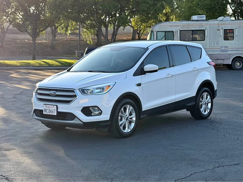 2019 Ford Escape - Image 2 of 17