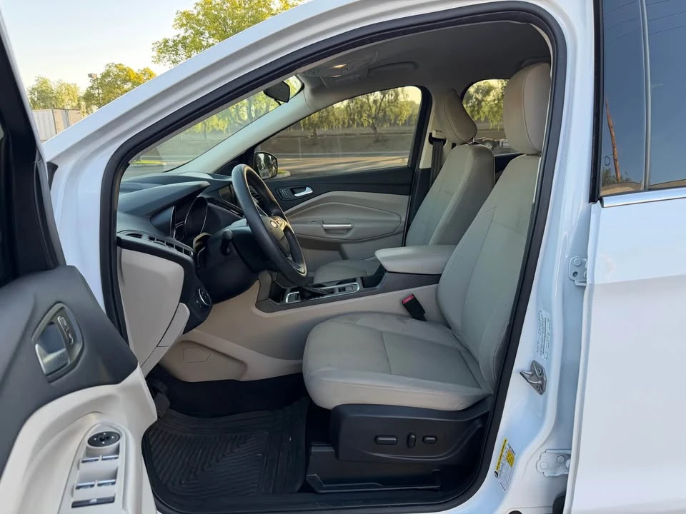 2019 Ford Escape - Image 10 of 17