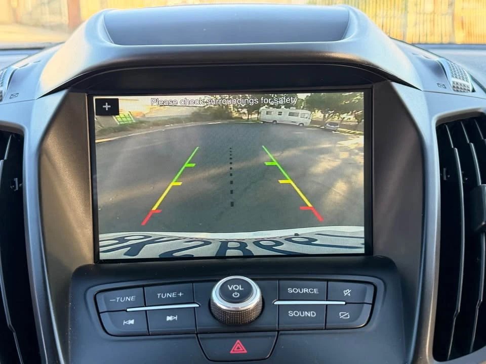 2019 Ford Escape - Image 16 of 17