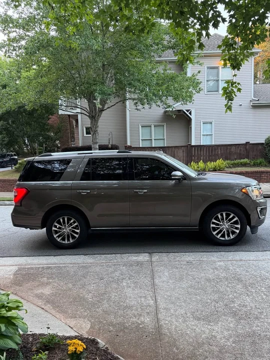 2019 Ford Expedition 4th Gen - Image 9 of 20