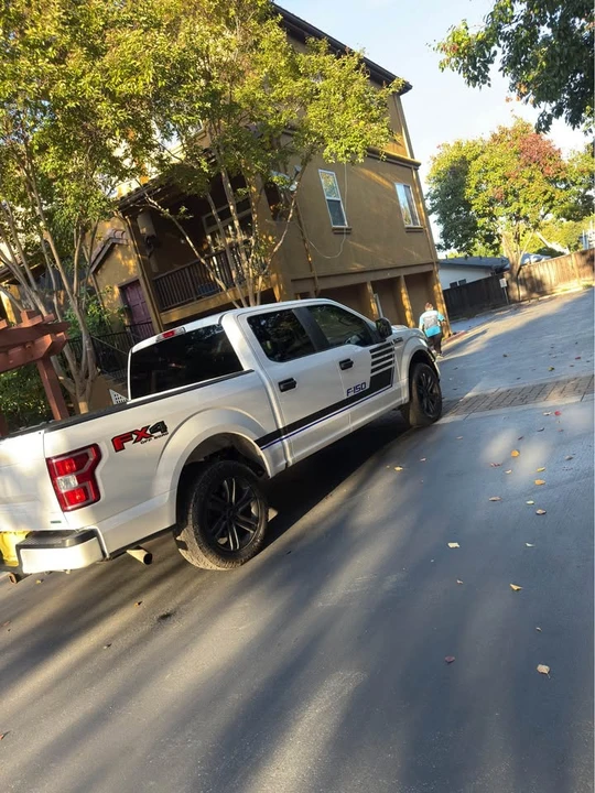 2019 Ford F-150 13th Gen - Image 2 of 15