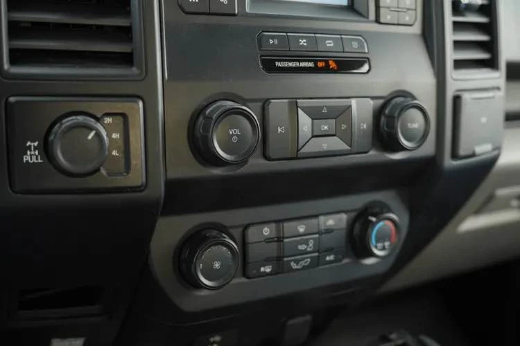 2019 Ford F-150 13th Gen - Image 17 of 19