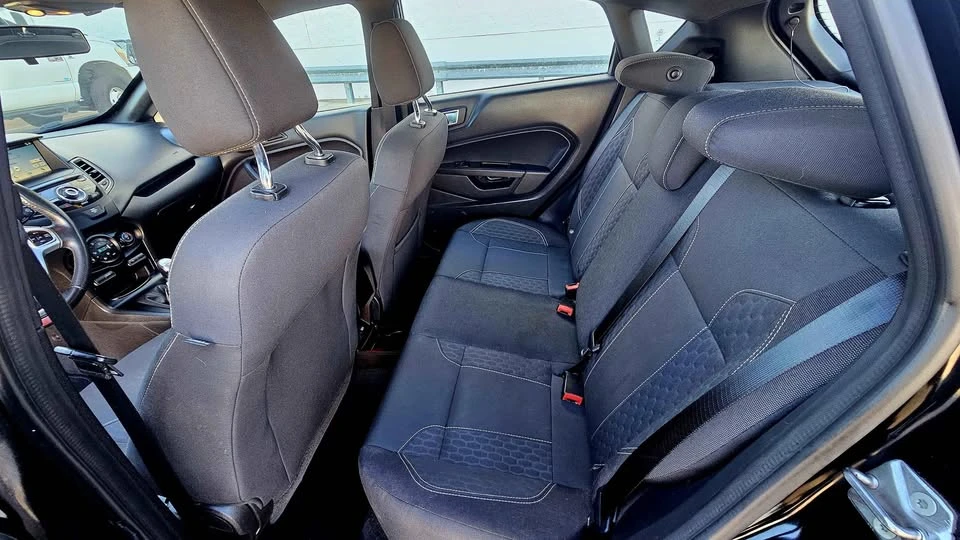 2019 Ford Fiesta - Image 9 of 16