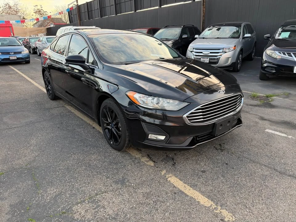 2019 Ford Fusion 2nd Gen - Image 2 of 11