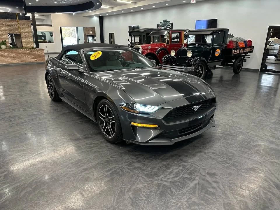 2019 Ford S550 Mustang - Image 2 of 15