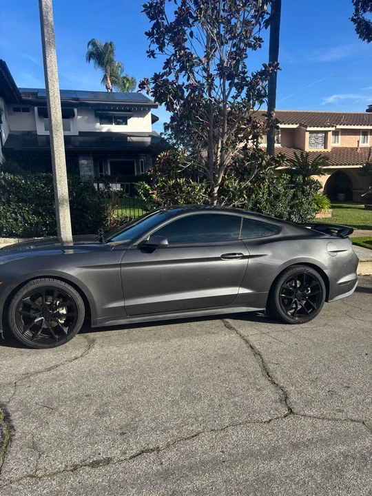 2019 Ford S550 Mustang - Image 2 of 12