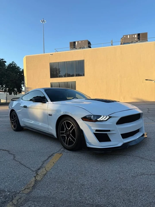 2019 Ford S550 Mustang - Image 2 of 11