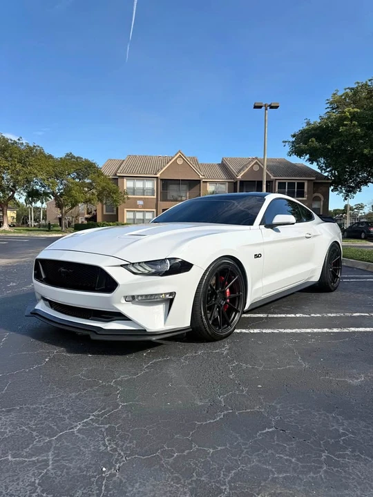 2019 Ford S550 Mustang - Image 2 of 18