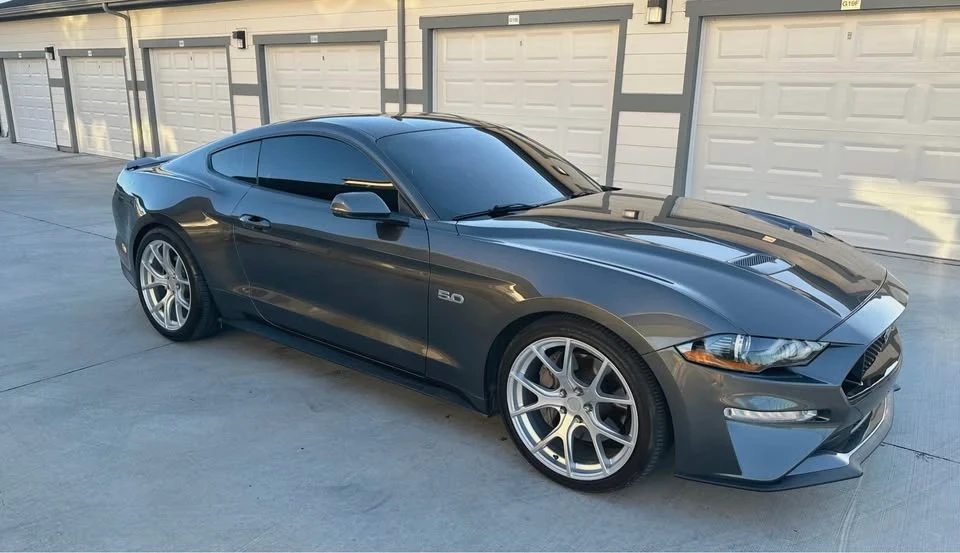 2019 Ford S550 Mustang - Image 2 of 18