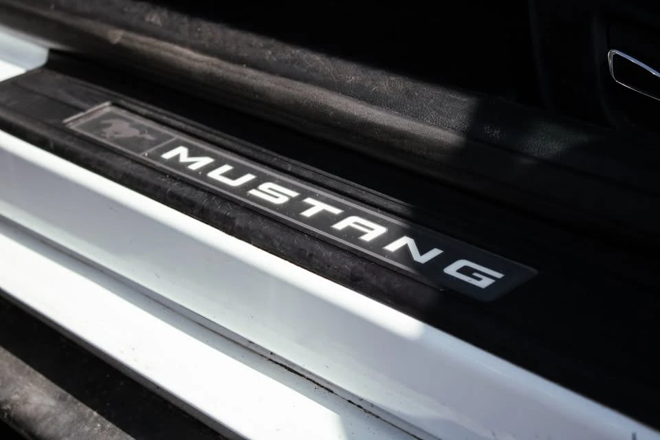 2019 Ford S550 Mustang - Image 10 of 20