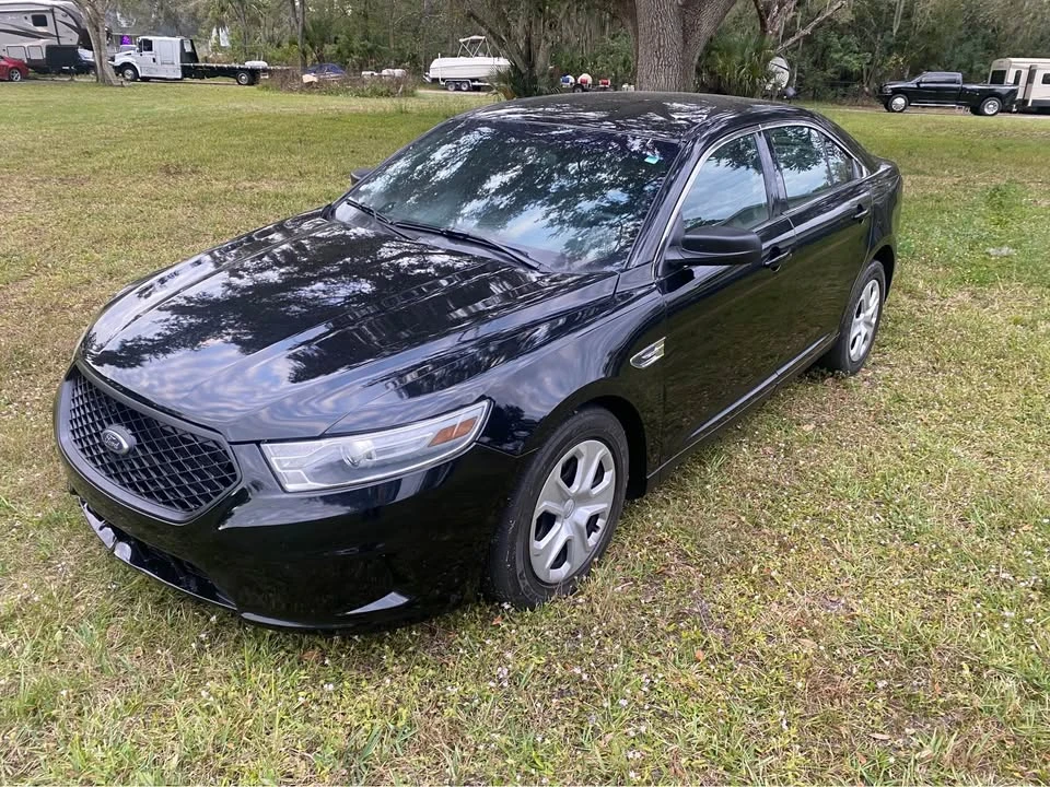 2019 Ford Taurus 6th Gen - Image 2 of 11
