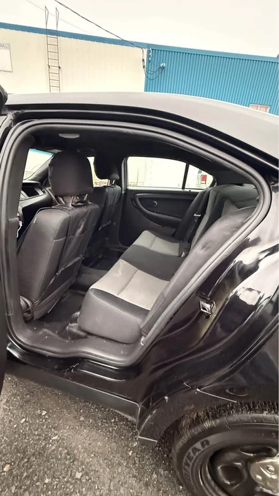 2019 Ford Taurus 6th Gen - Image 11 of 20