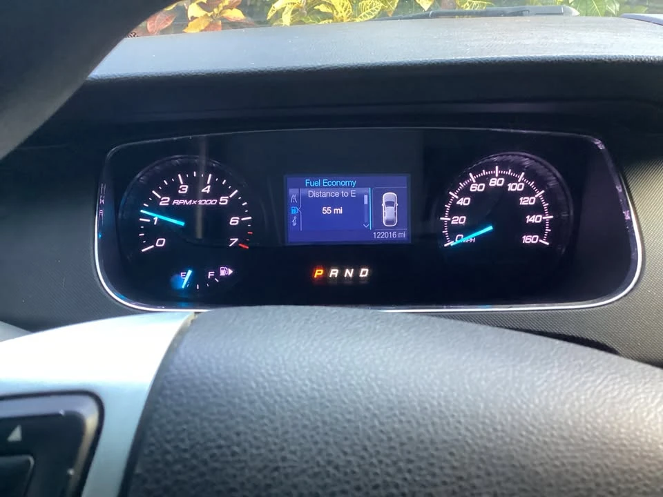 2019 Ford Taurus 6th Gen - Image 7 of 9