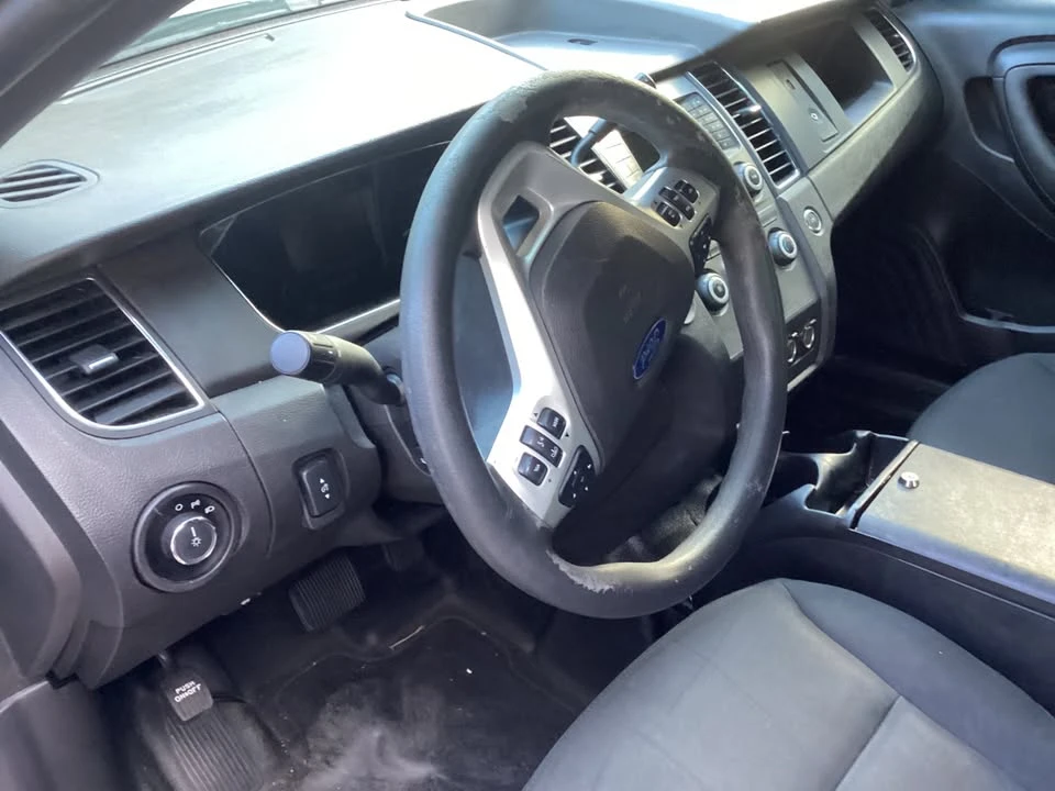 2019 Ford Taurus 6th Gen - Image 6 of 9