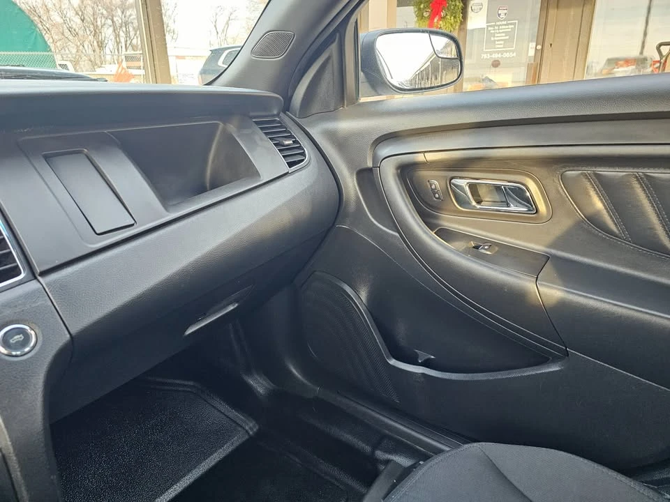 2019 Ford Taurus 6th Gen - Image 17 of 20