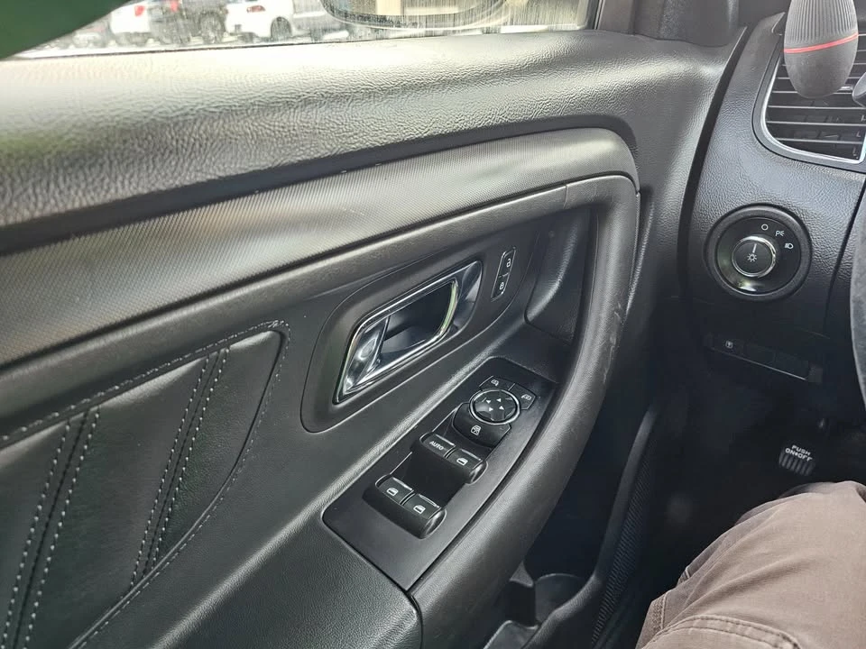 2019 Ford Taurus 6th Gen - Image 15 of 20