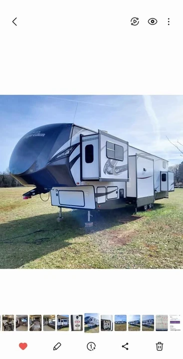 2019 Forest River - Image 11 of 18