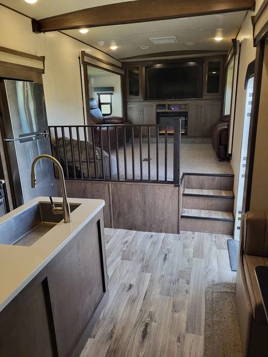 2019 Forest River - Image 3 of 18