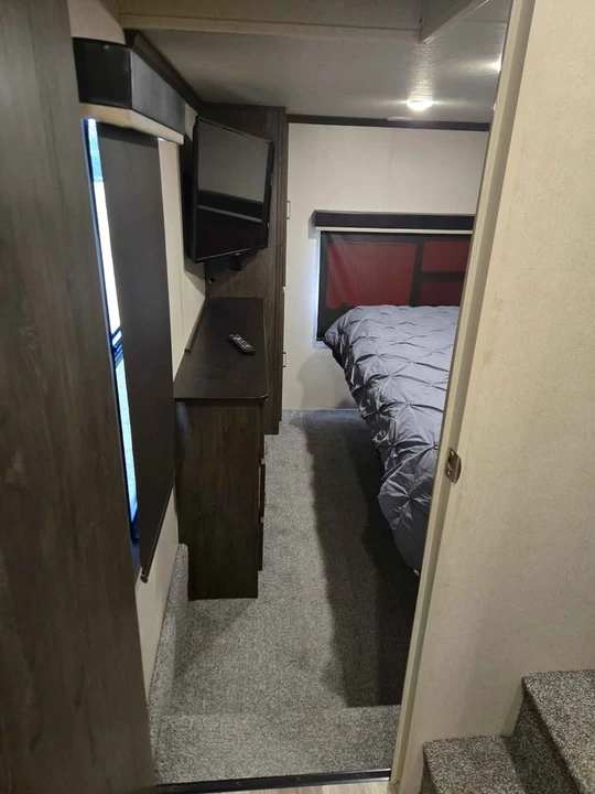 2019 Forest River - Image 15 of 18