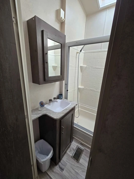 2019 Forest River - Image 12 of 18