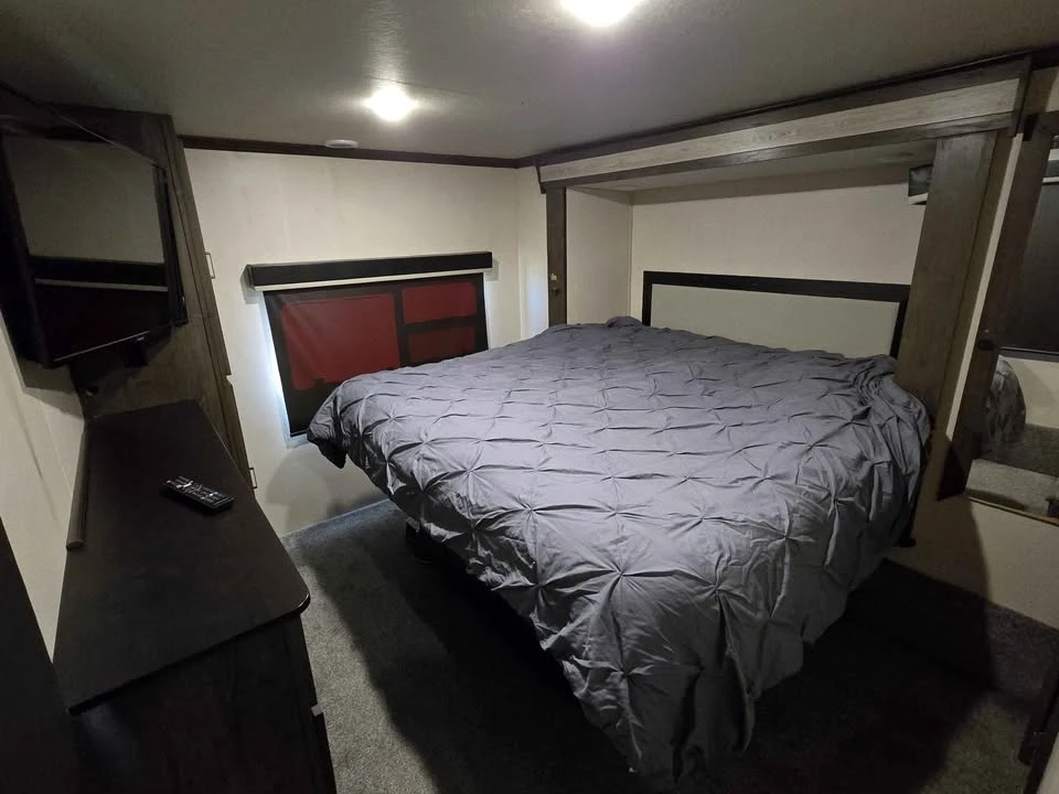 2019 Forest River - Image 16 of 18