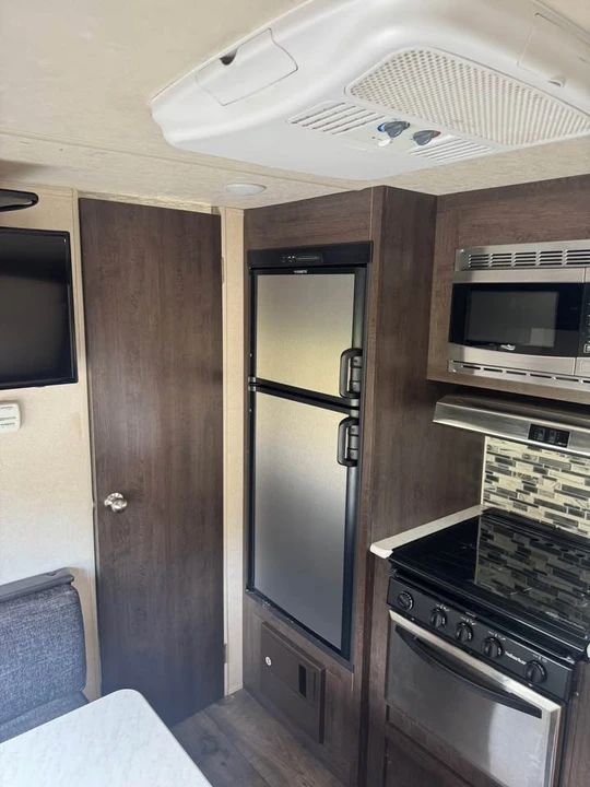2019 Forest River - Image 10 of 15
