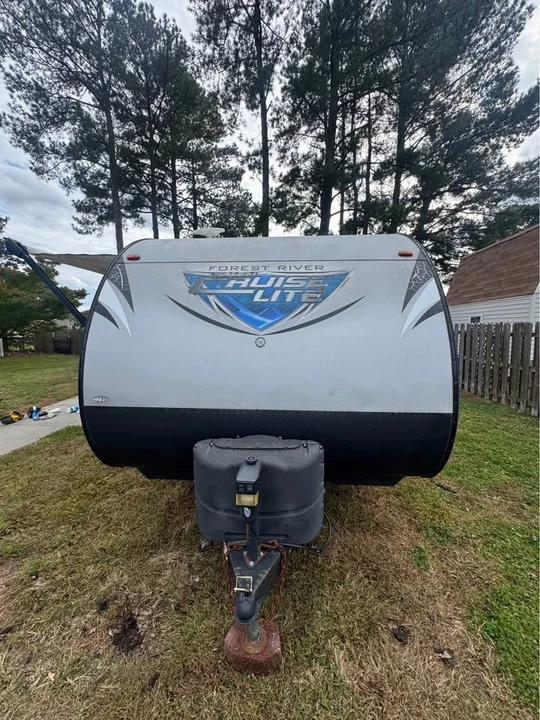 2019 Forest River - Image 4 of 15