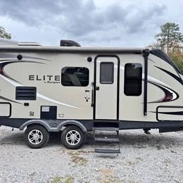 2019 Forest River Wildwood - Image 17 of 17