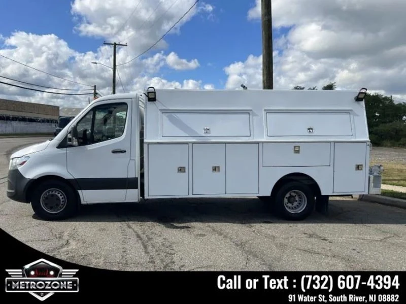 2019 Freightliner - Image 10 of 12