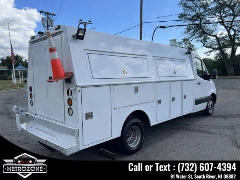 2019 Freightliner - Image 5 of 12