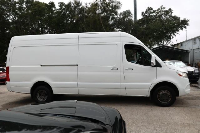 2019 Freightliner - Image 13 of 21
