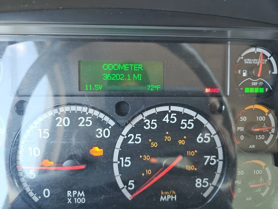 2019 Freightliner - Image 8 of 13
