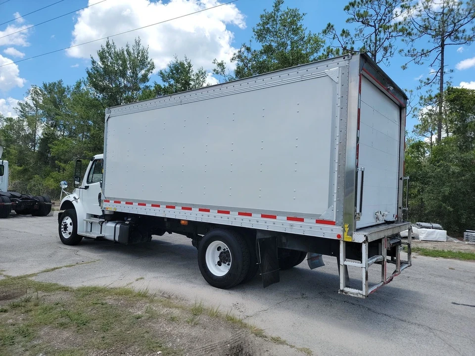 2019 Freightliner - Image 6 of 13