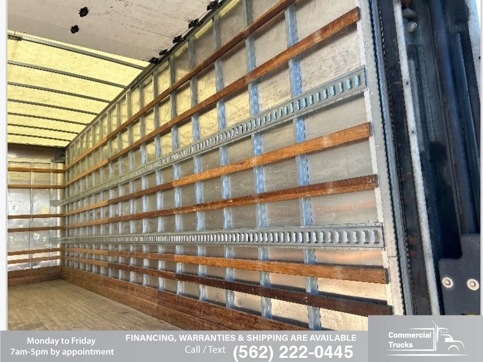 2019 Freightliner - Image 14 of 31