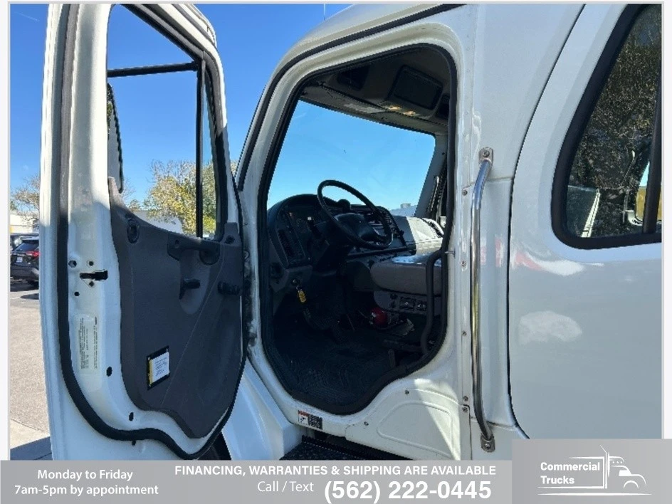 2019 Freightliner - Image 18 of 31