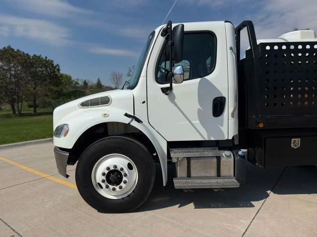 2019 Freightliner - Image 7 of 21