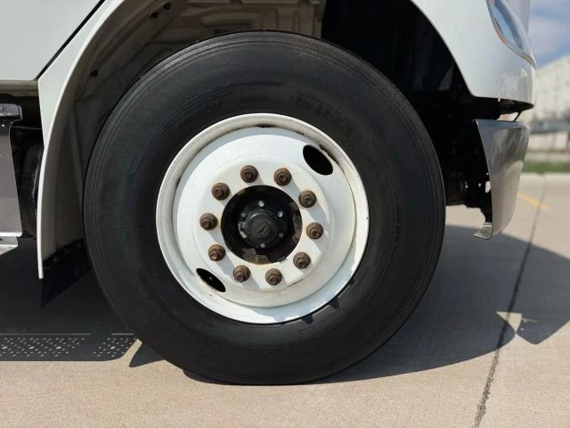 2019 Freightliner - Image 16 of 21