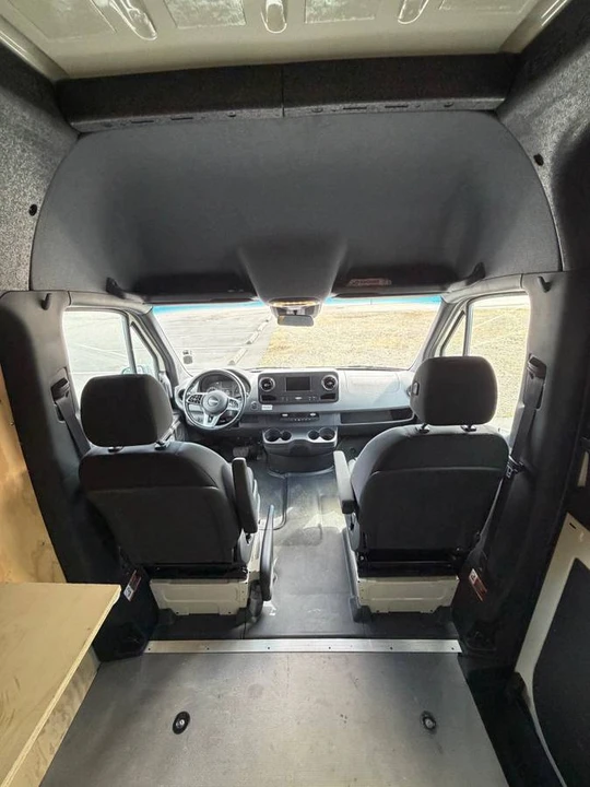 2019 Mercedes-Benz VS30 Sprinter - Image 13 of 18