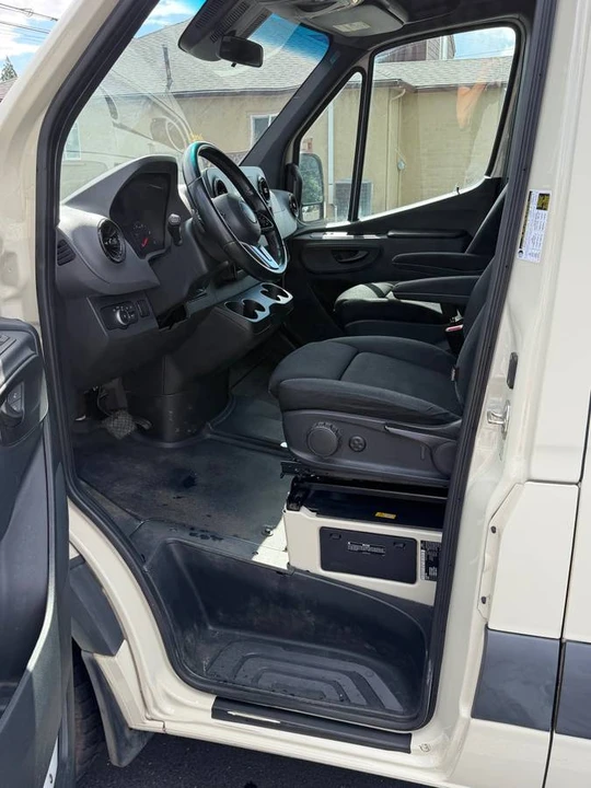 2019 Mercedes-Benz VS30 Sprinter - Image 11 of 18