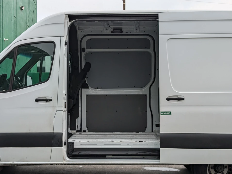 2019 Freightliner - Image 14 of 21