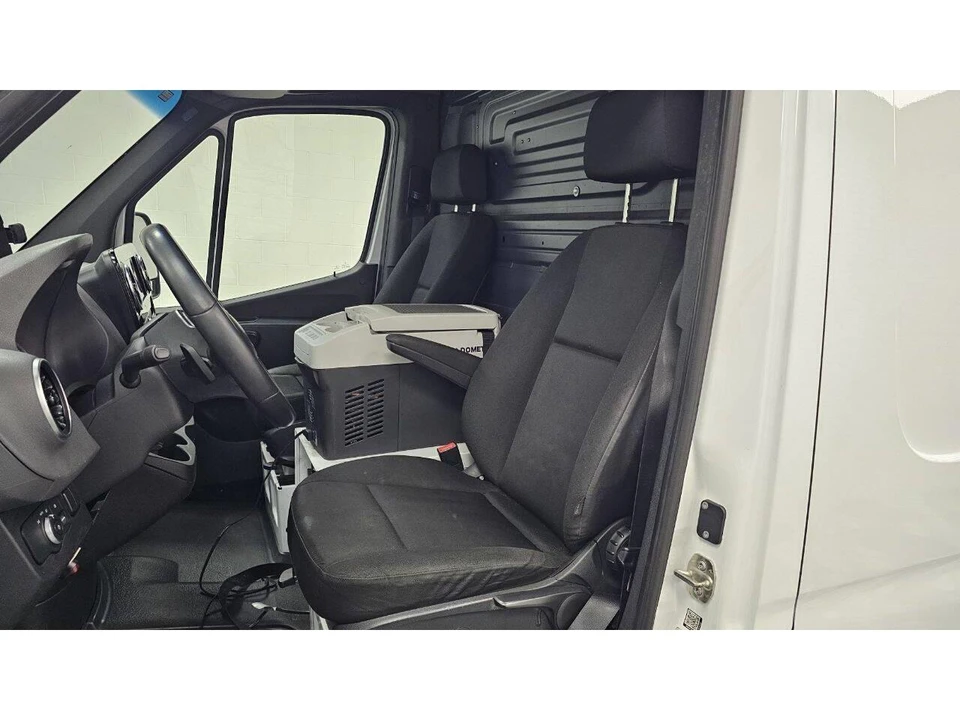 2019 Freightliner - Image 16 of 19