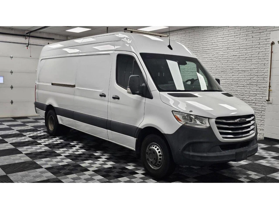 2019 Freightliner - Image 3 of 19