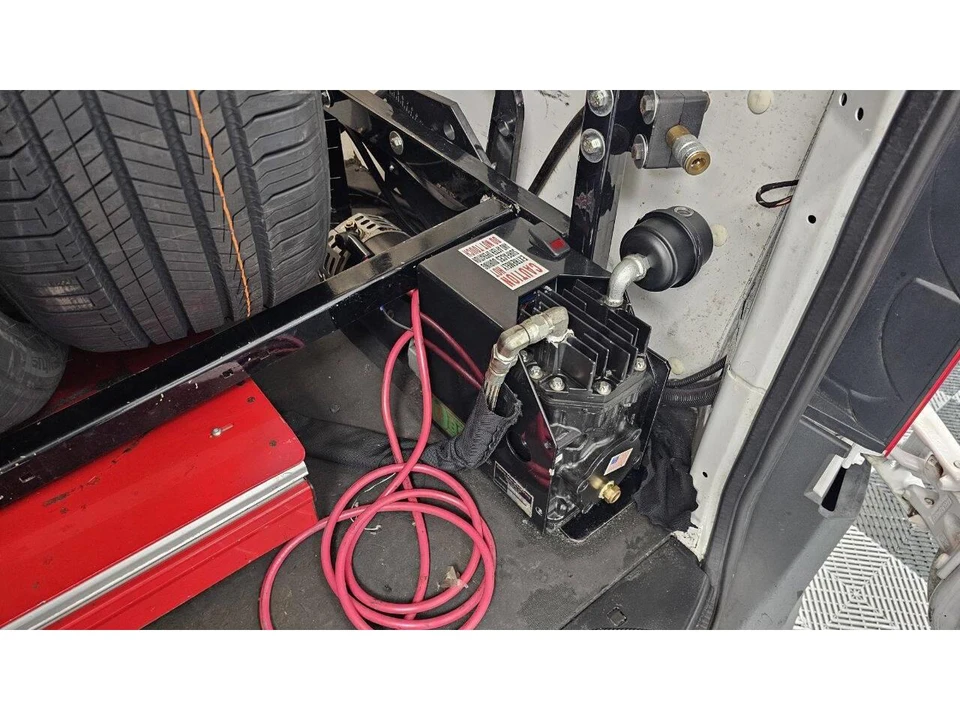 2019 Freightliner - Image 11 of 19