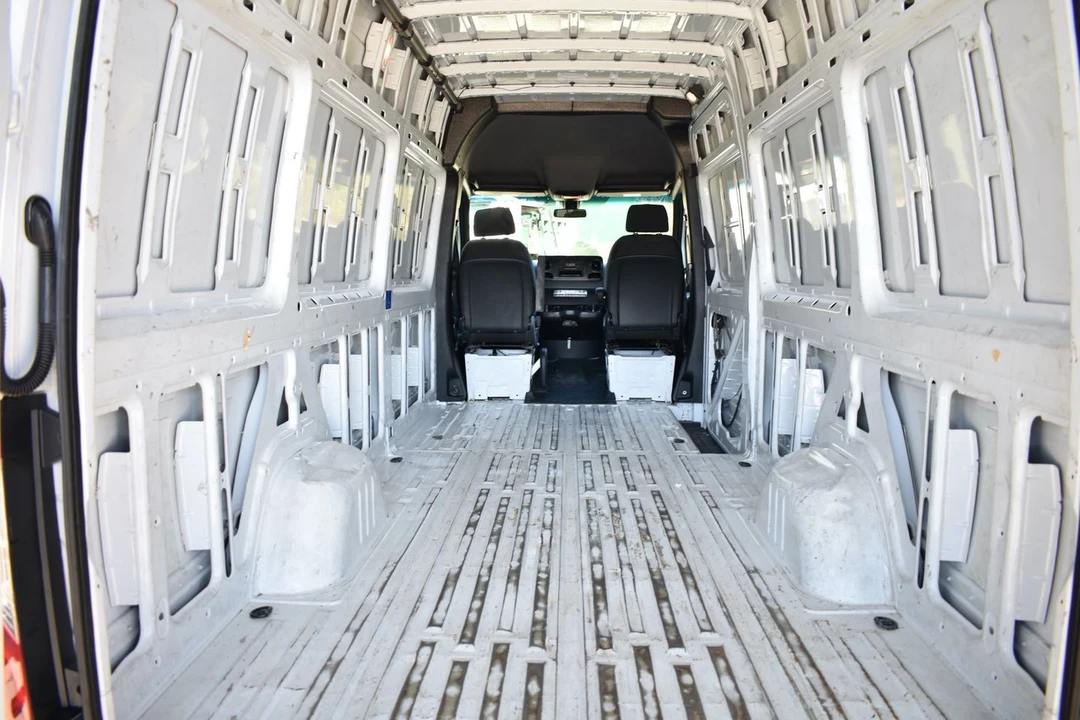 2019 Freightliner - Image 13 of 20